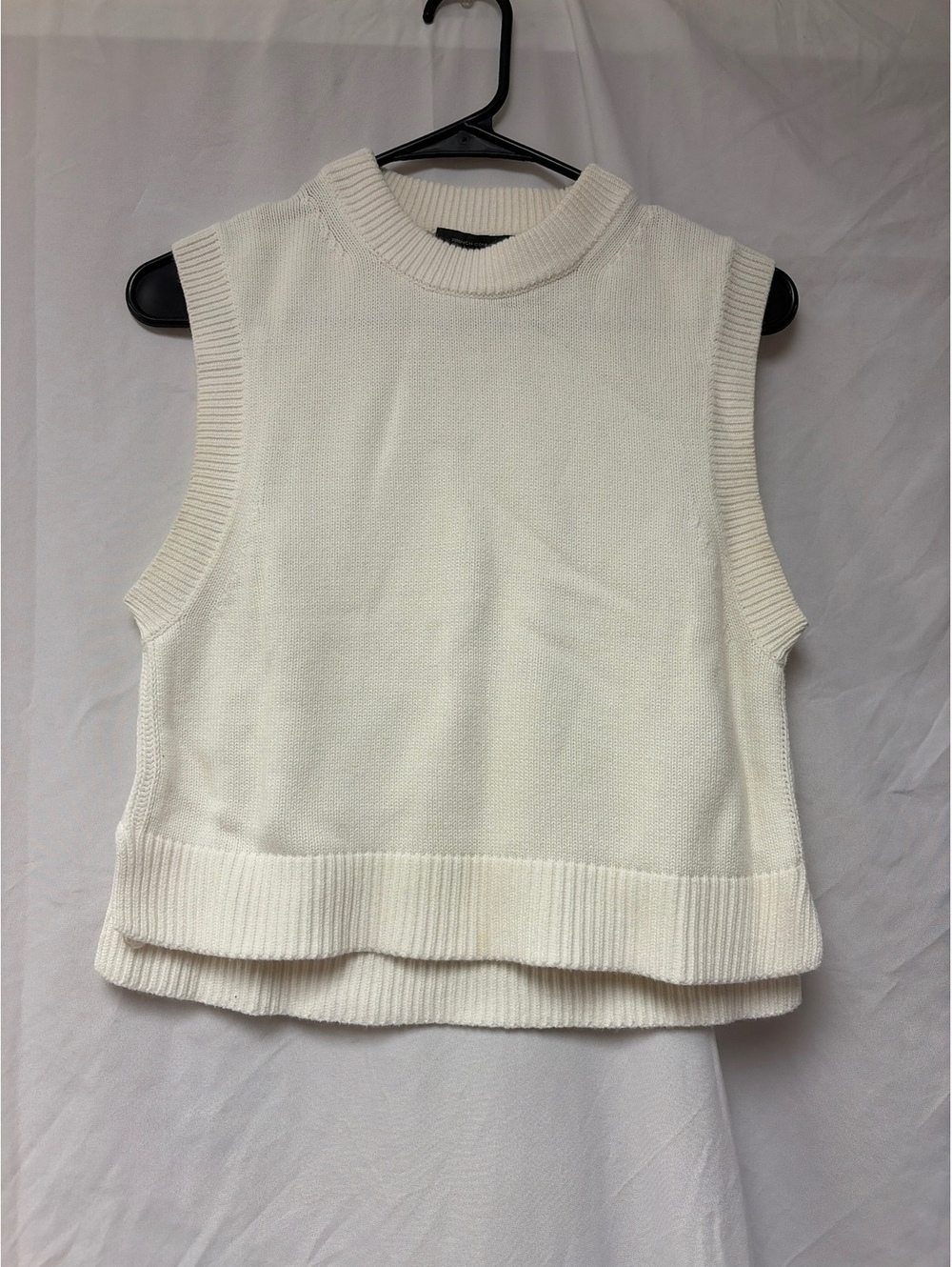 French Connection Women's Sleeveless White Knit Sweater Vest XS